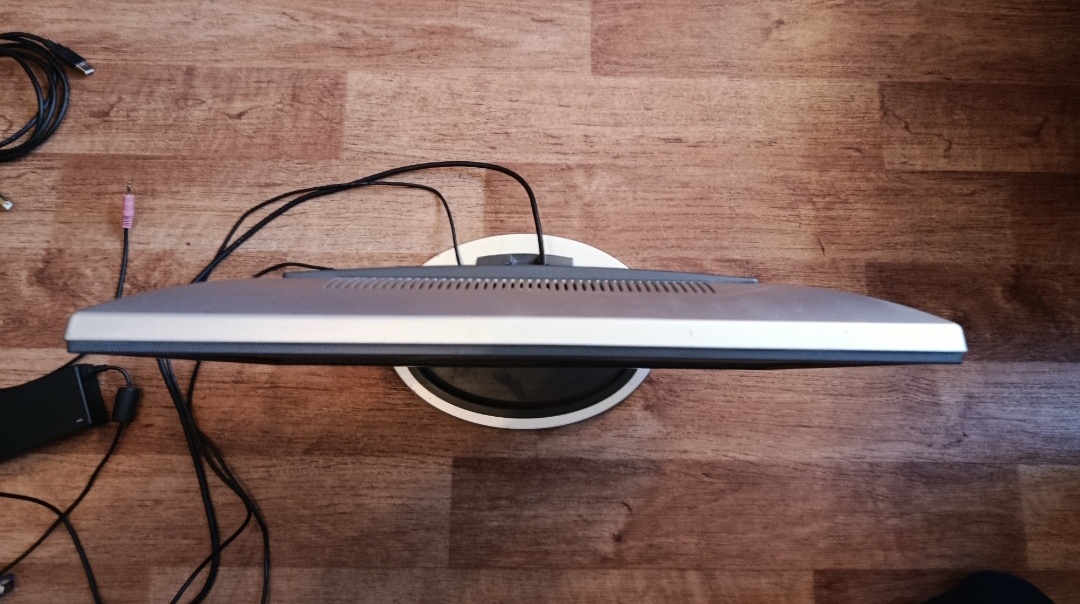 LCD monitor Fujitsu Siemens Scaleoview 19 - 3