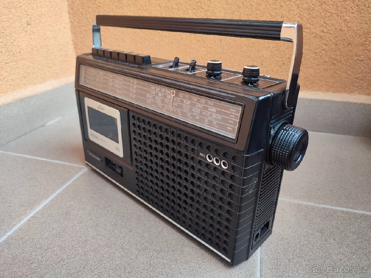 RADIO CASSETTE RECORDER PANASONIC RQ-539LJ. - 3