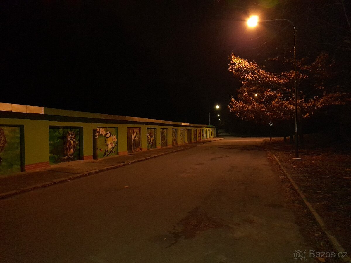 Pronájem garáže Hrabová - 3