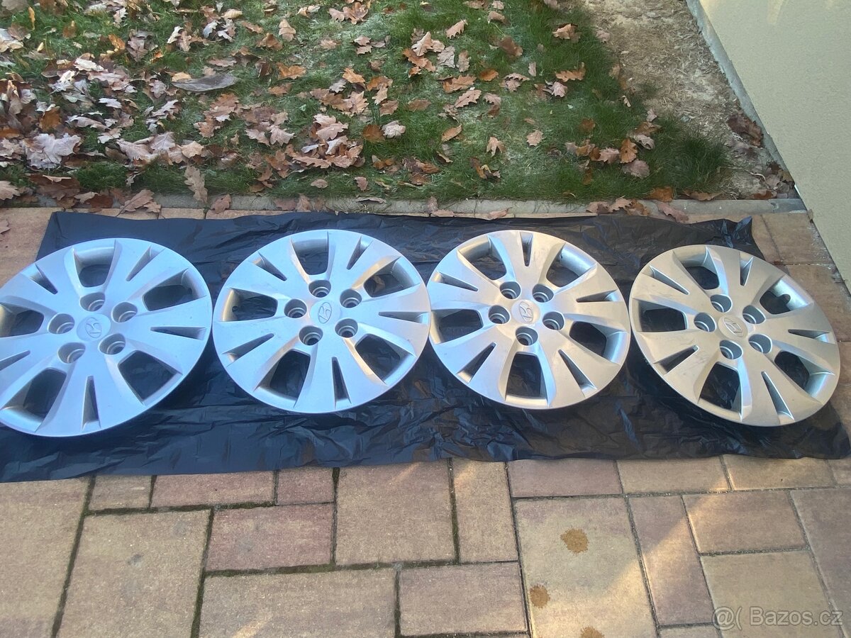 Poklice Hyundai IX20 15’ - 3