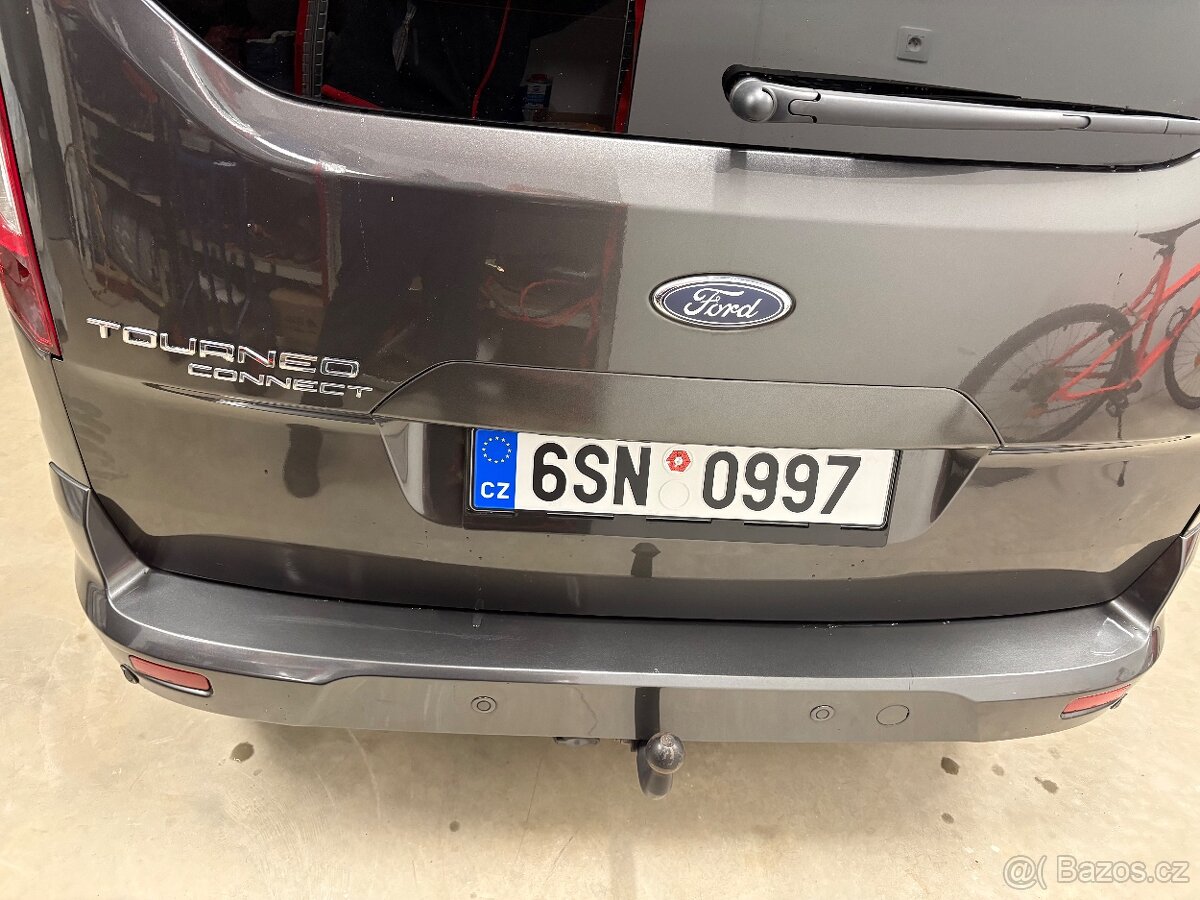 Tourneo Connect Titanium 10/2016 - 3