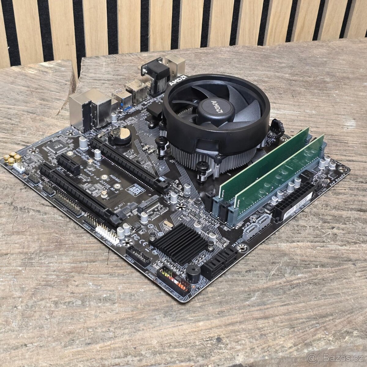 SET - GIGABYTE AB350M-DASH + R3 3200G + 8GB RAM - 3