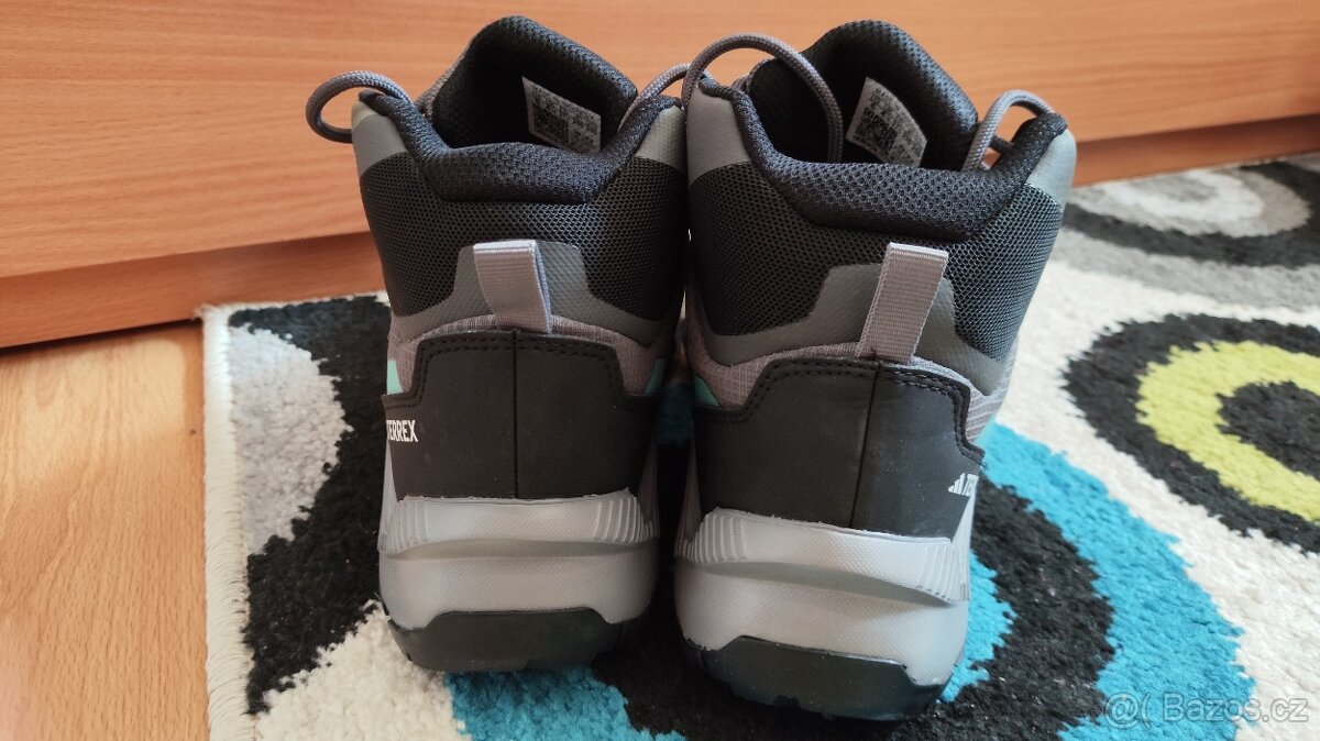 Outdoorová obuv Adidas, vel.37 1/3, nové - 3
