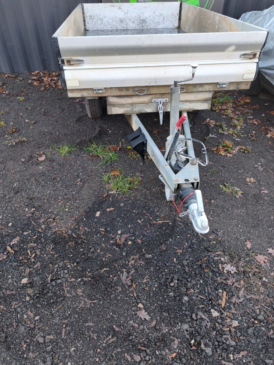 Bržděný přívěsný vozík - 3