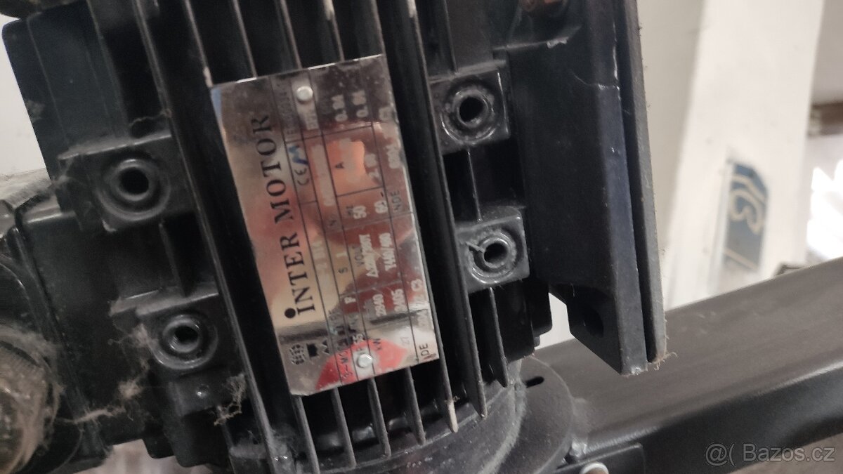 Leštící stroj na ALU disky - 3