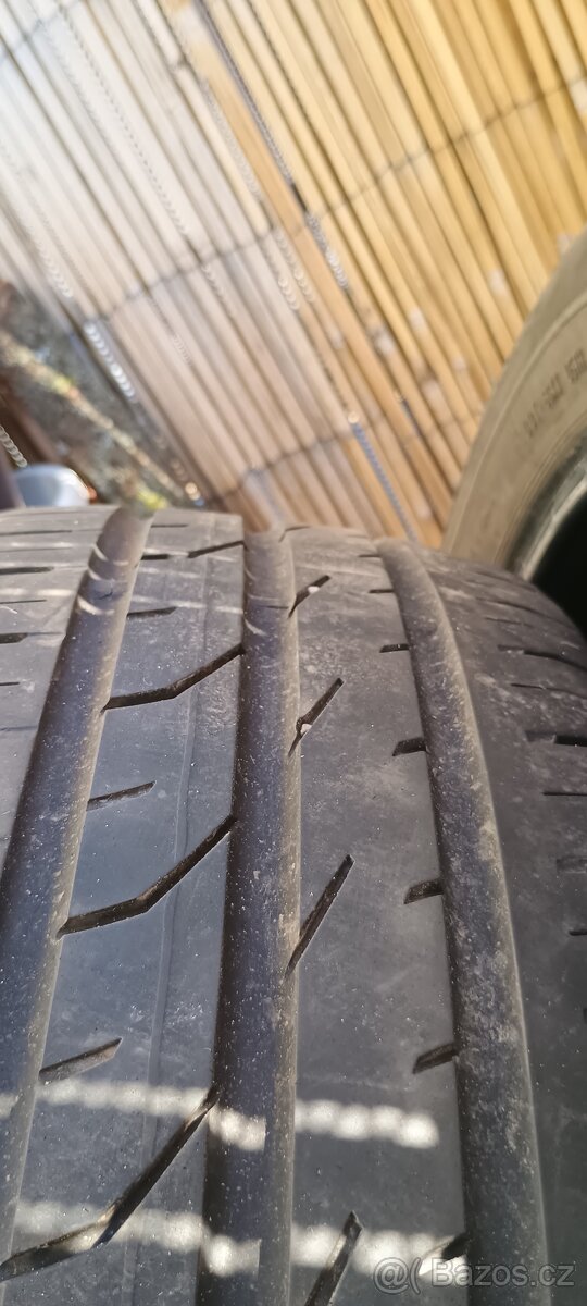 Pneu Continental Premium Contact - 3