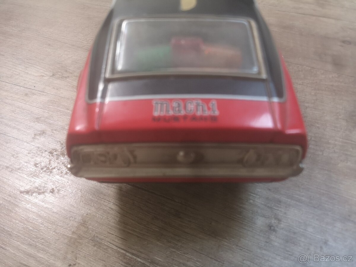 Plechové autíčko mustang - 3