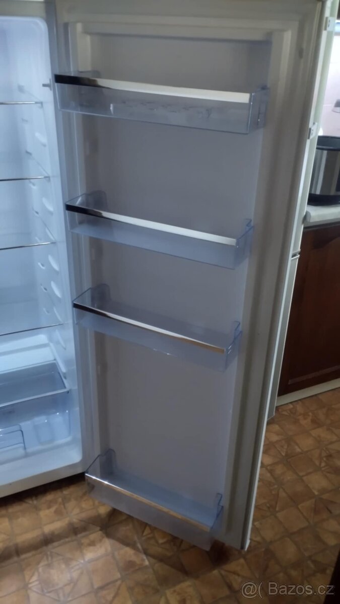 Lednice Amica VJ 1432 AW - 3