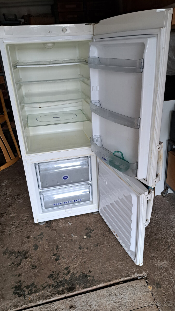 Lednice Whirlpool - 3