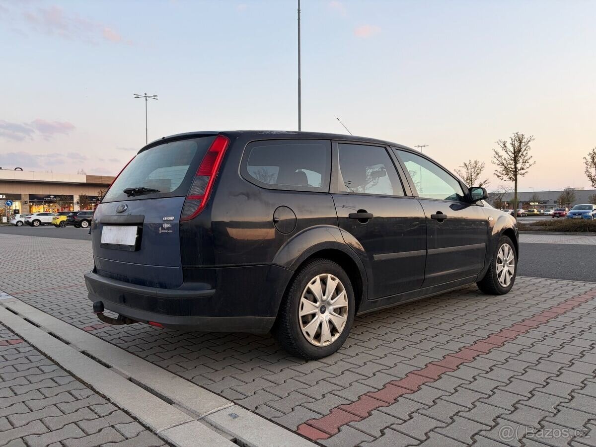 Ford Focus 1.8 TDCi 85kw ČR TZ - 3