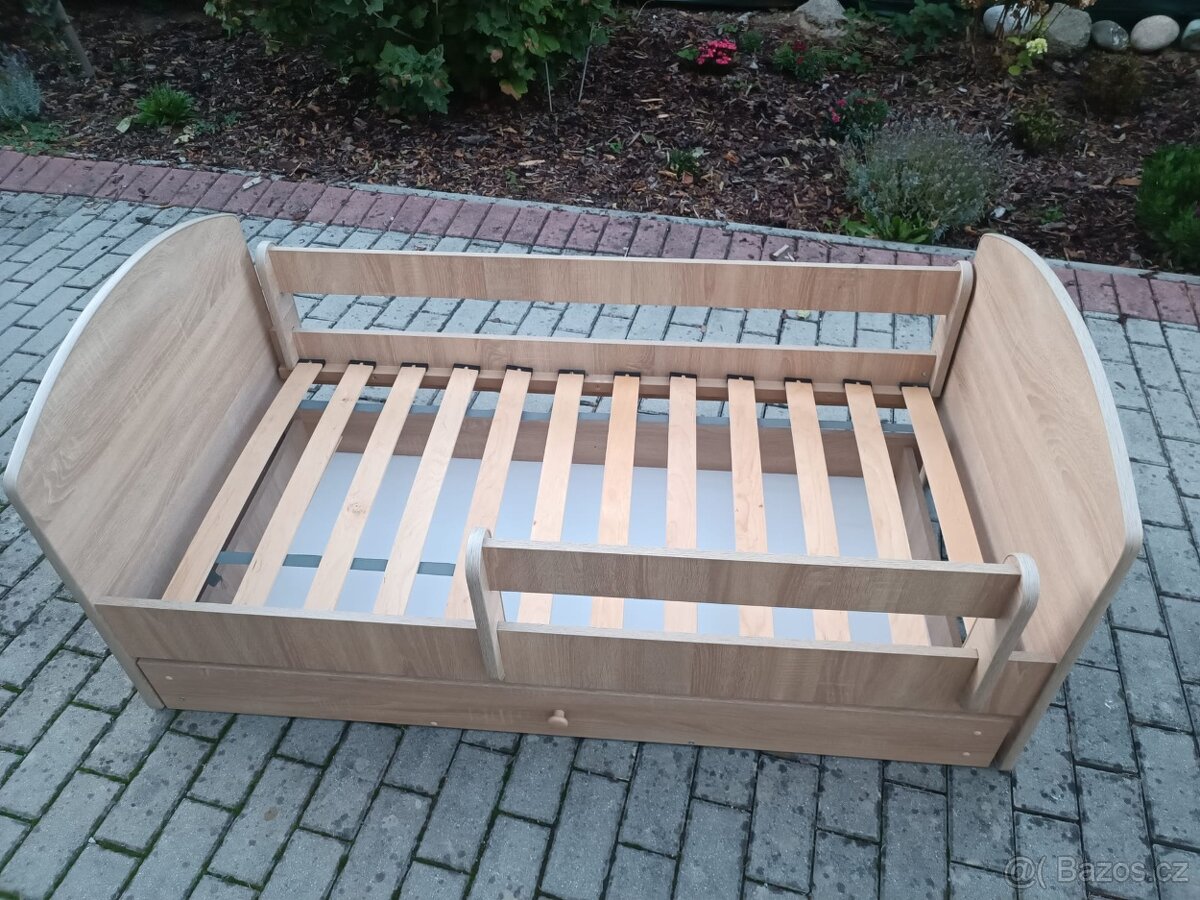 Dětská postýlka s Méďou - 3