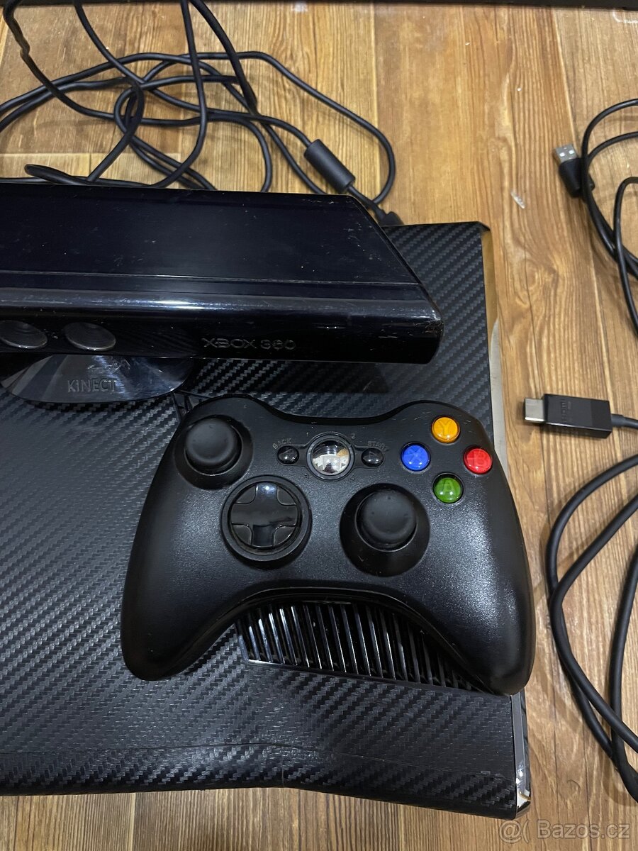 XBOX 360 S + KINECT - 3