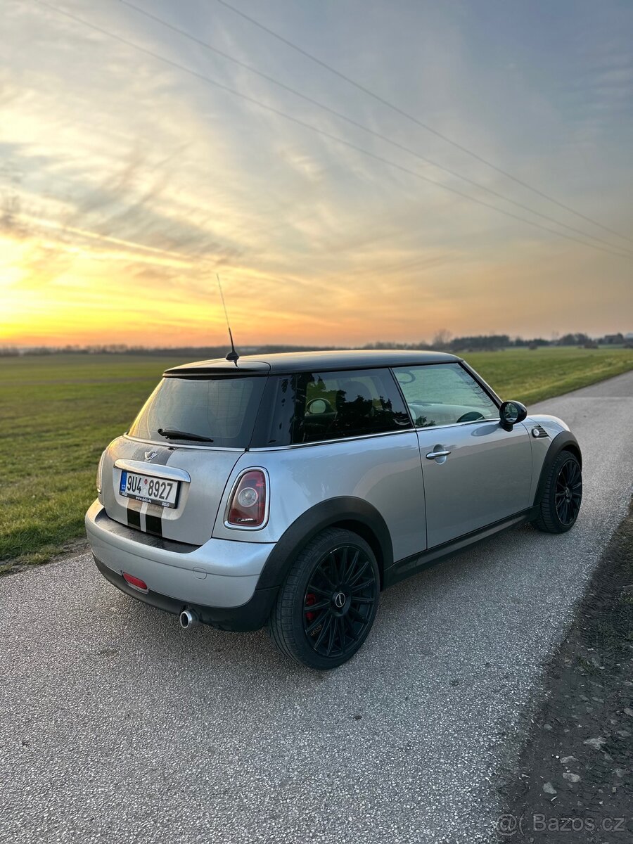 Mini Cooper 1.6D 80kw - 3
