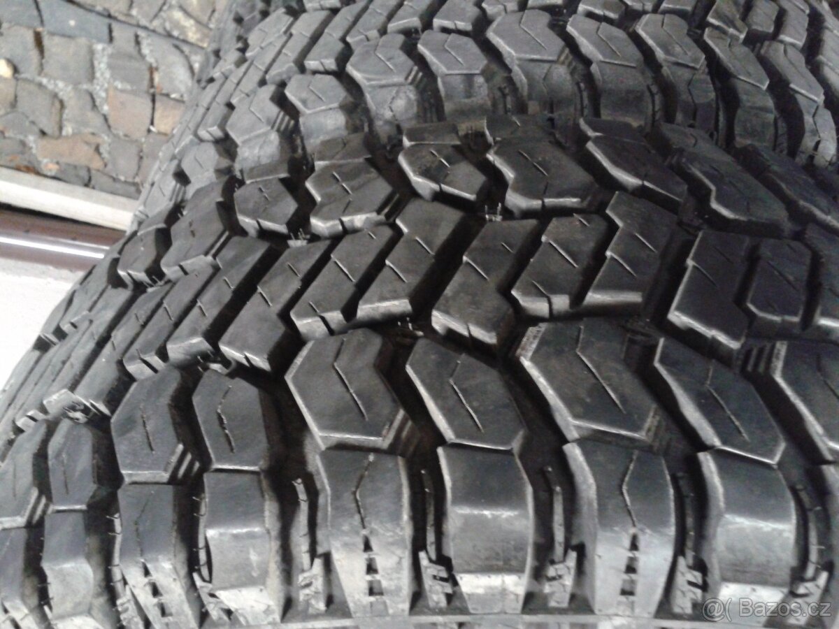 35x12,5 R20 LT RADAR Renegade R/T DOT 23 13mm 4xpneu