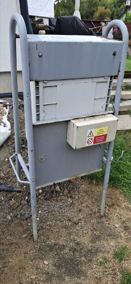 stavební rozvaděč - 3