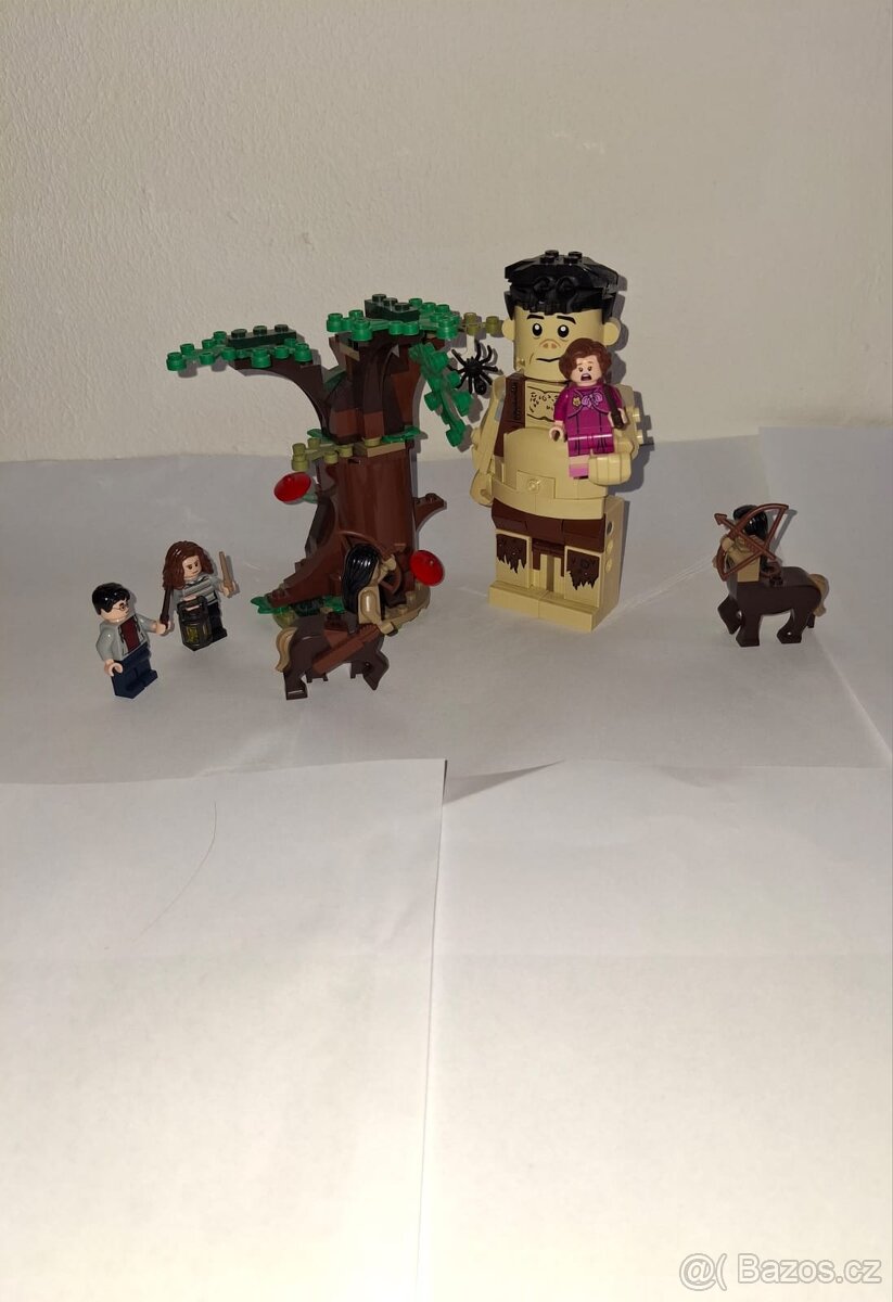 LEGO Harry Potter - Zapovězený les: Setkání Drápa a prof. Um - 3
