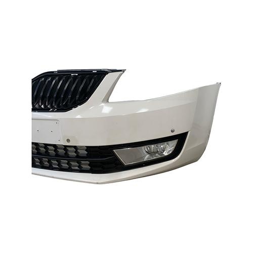 Přední nárazník bílá barva LF9E Škoda Octavia 3 r.v. 2016 - 3