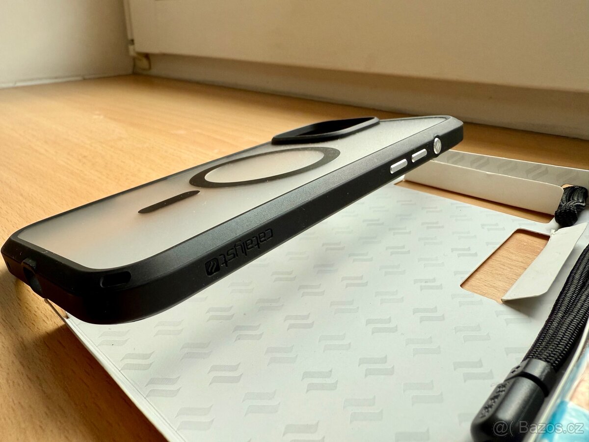 Catalyst kryt Influence MagSafe iPhone 16 Pro Max - Black - 3