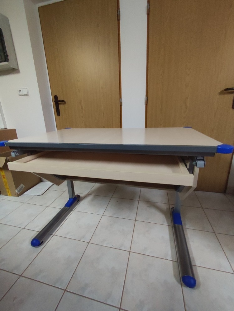 Stůl psací výškově nastavitelný - 3