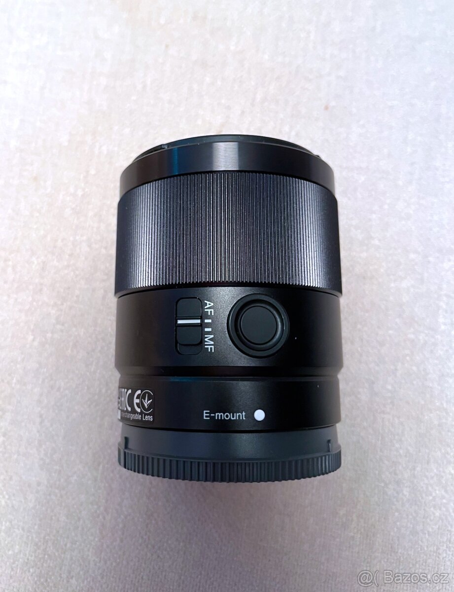 Objektiv Sony FE 35mm f/1.8 - 3