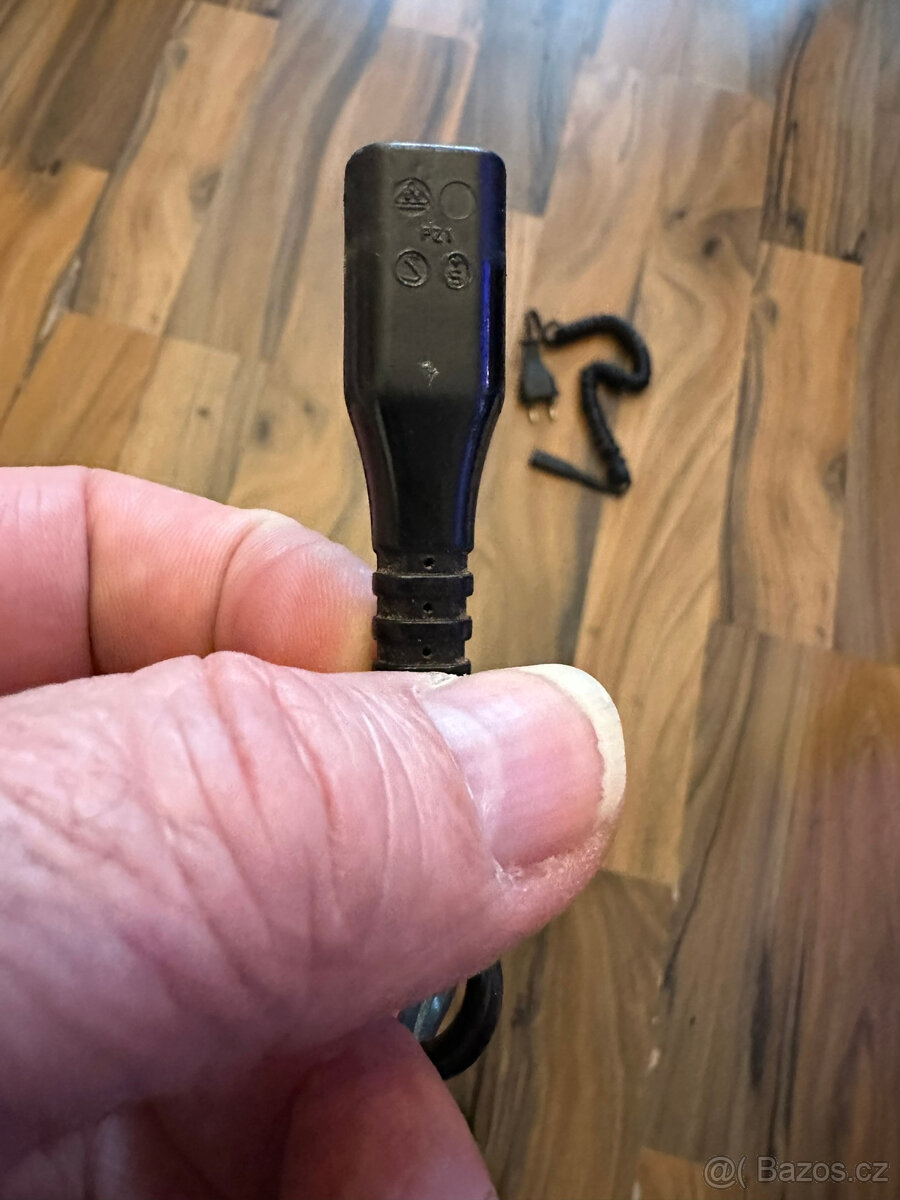 Napájecí adaptér pro holicí strojky BRAUN apod, - 3