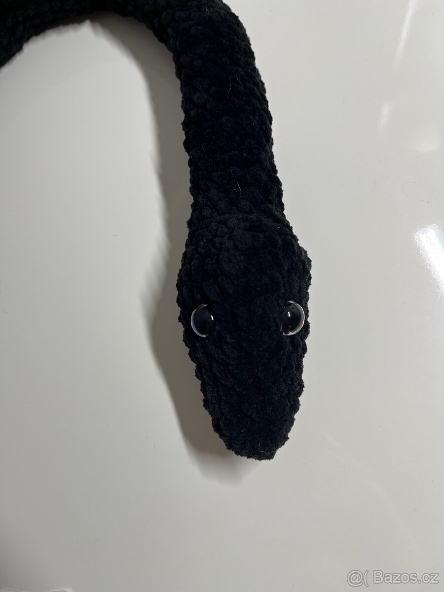 Háčkovaný had - 3