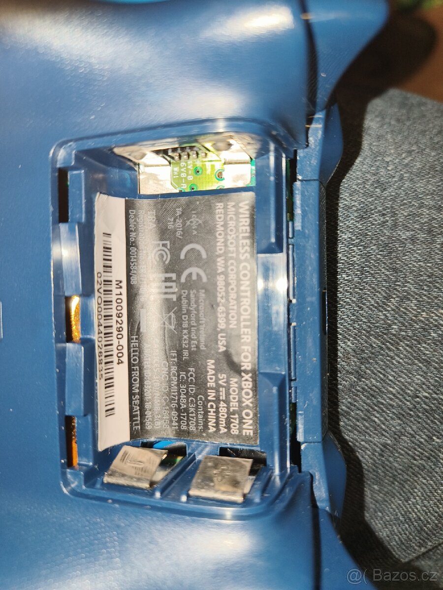 Xbox One controler - 3