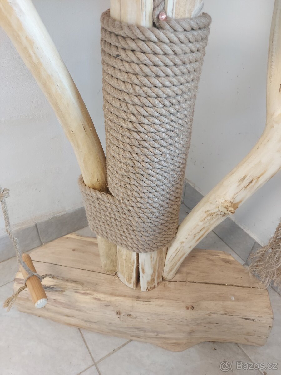 Kočičí strom, škrabadlo. - 3