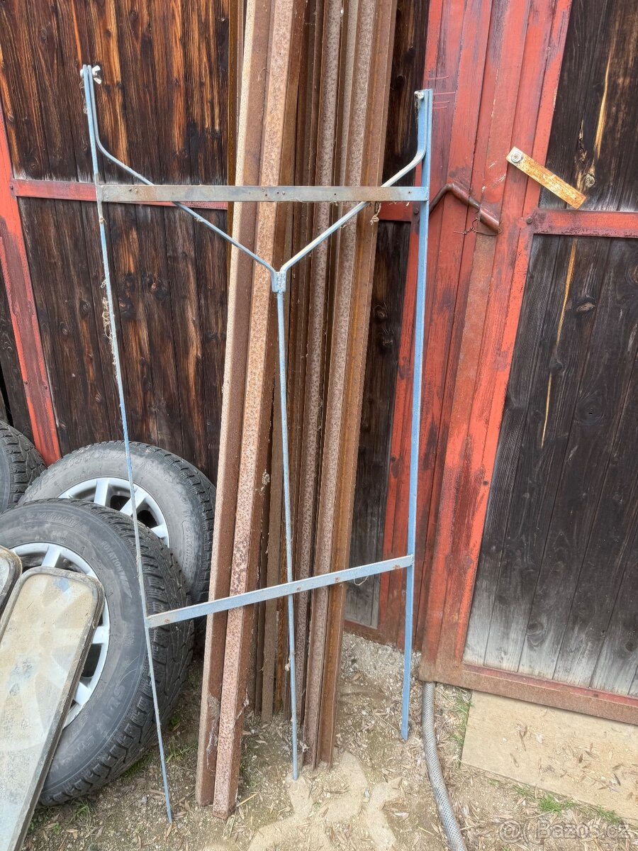 Kovaní sklapeci vlek - 3