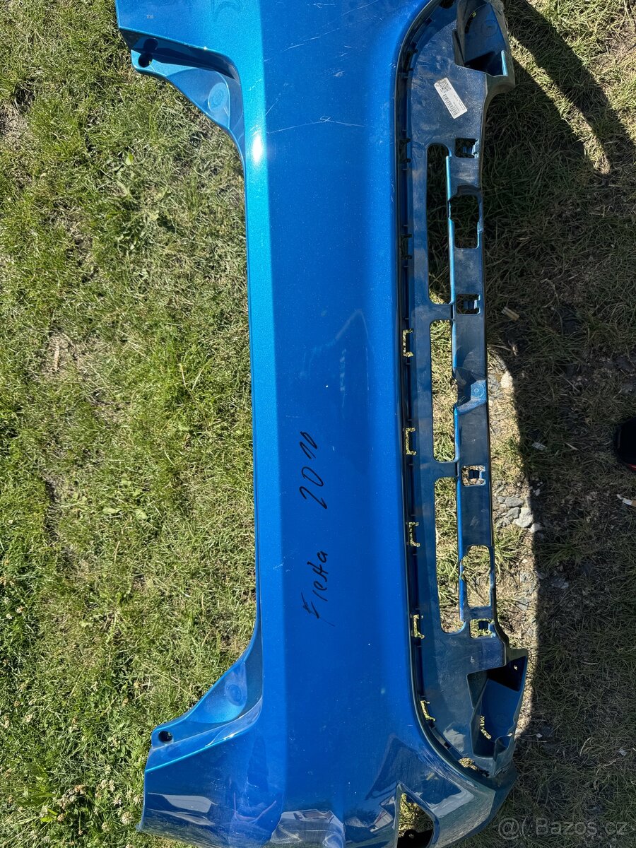 Zadní nárazník Ford Fiesta MK7 - 3
