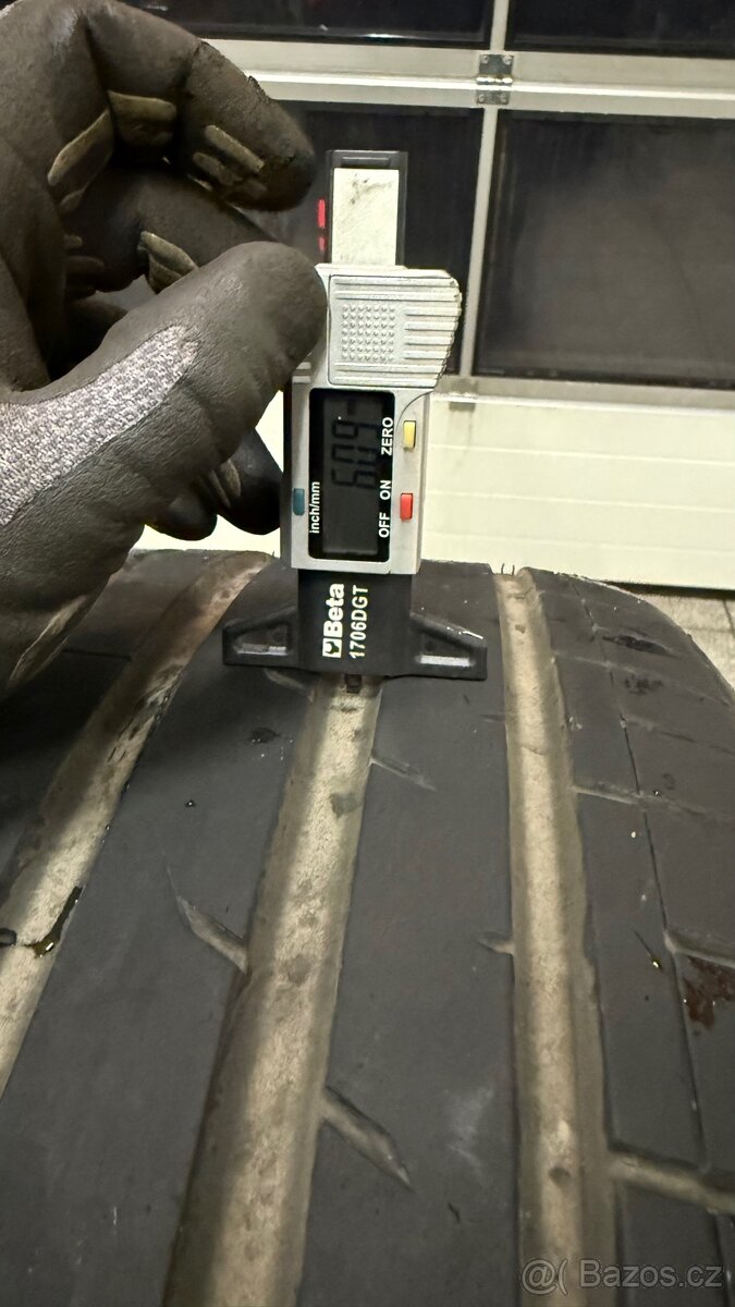 4x letní 255/45/19 Hankook - 3