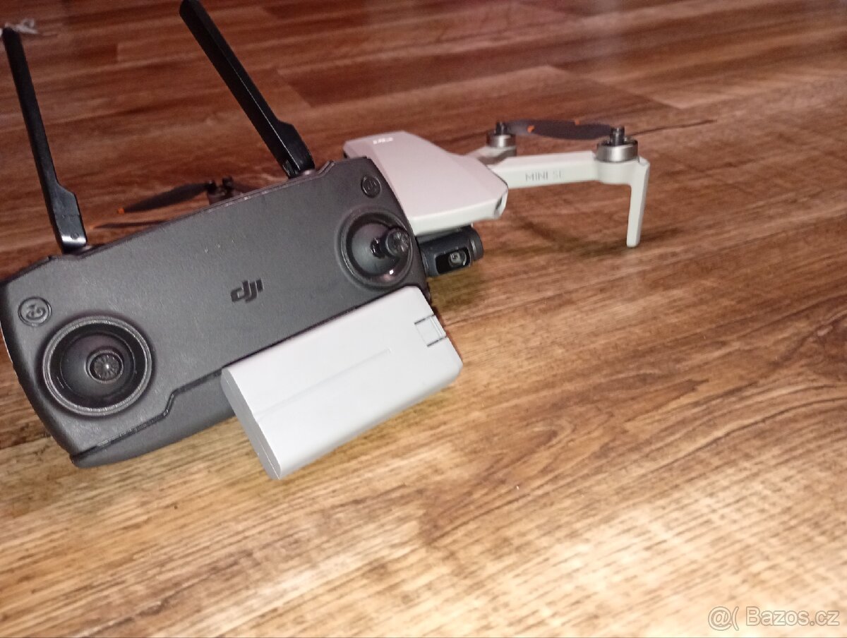 Dron DJI 2mini se - 3