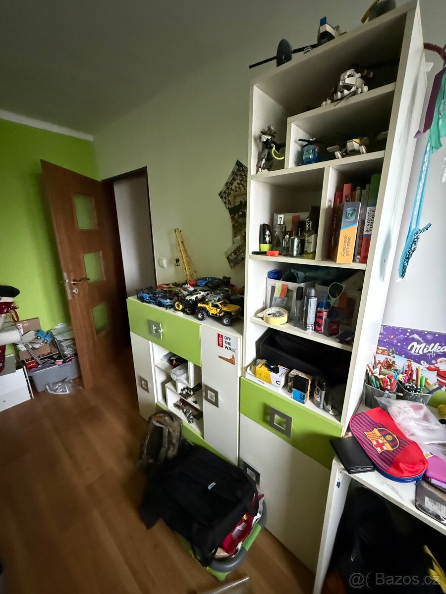 Pokojíček .. šatní skříně - 3