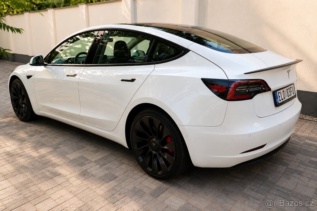 Tesla Model 3 Performance AWD, odpočet DPH, AMD Ryzen - 3