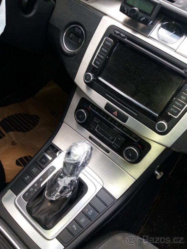 VW Passat B7 2,0tdi 103kw HIGHLINE - 3