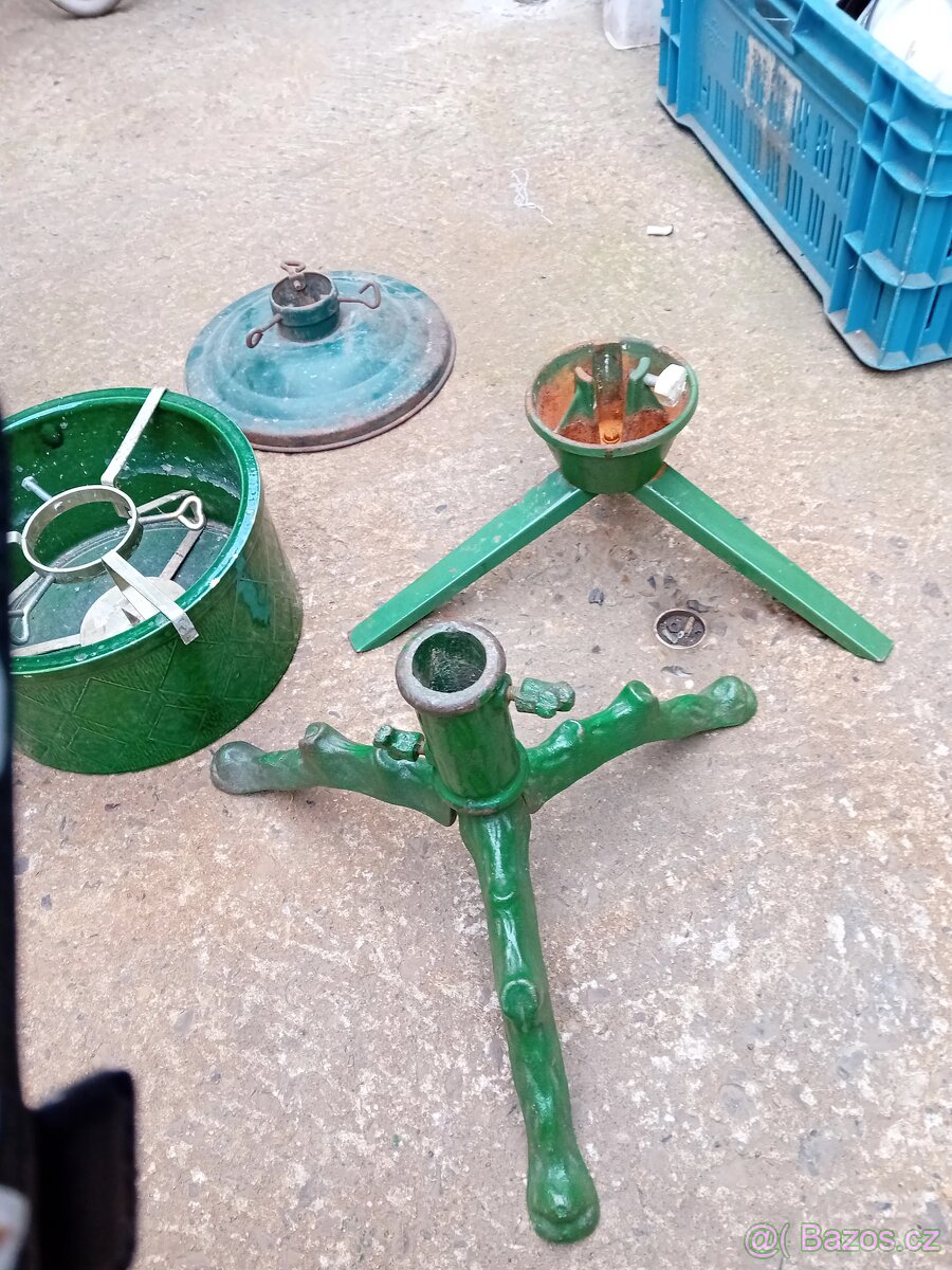 Retro stojánky na vánoční stromek - 3