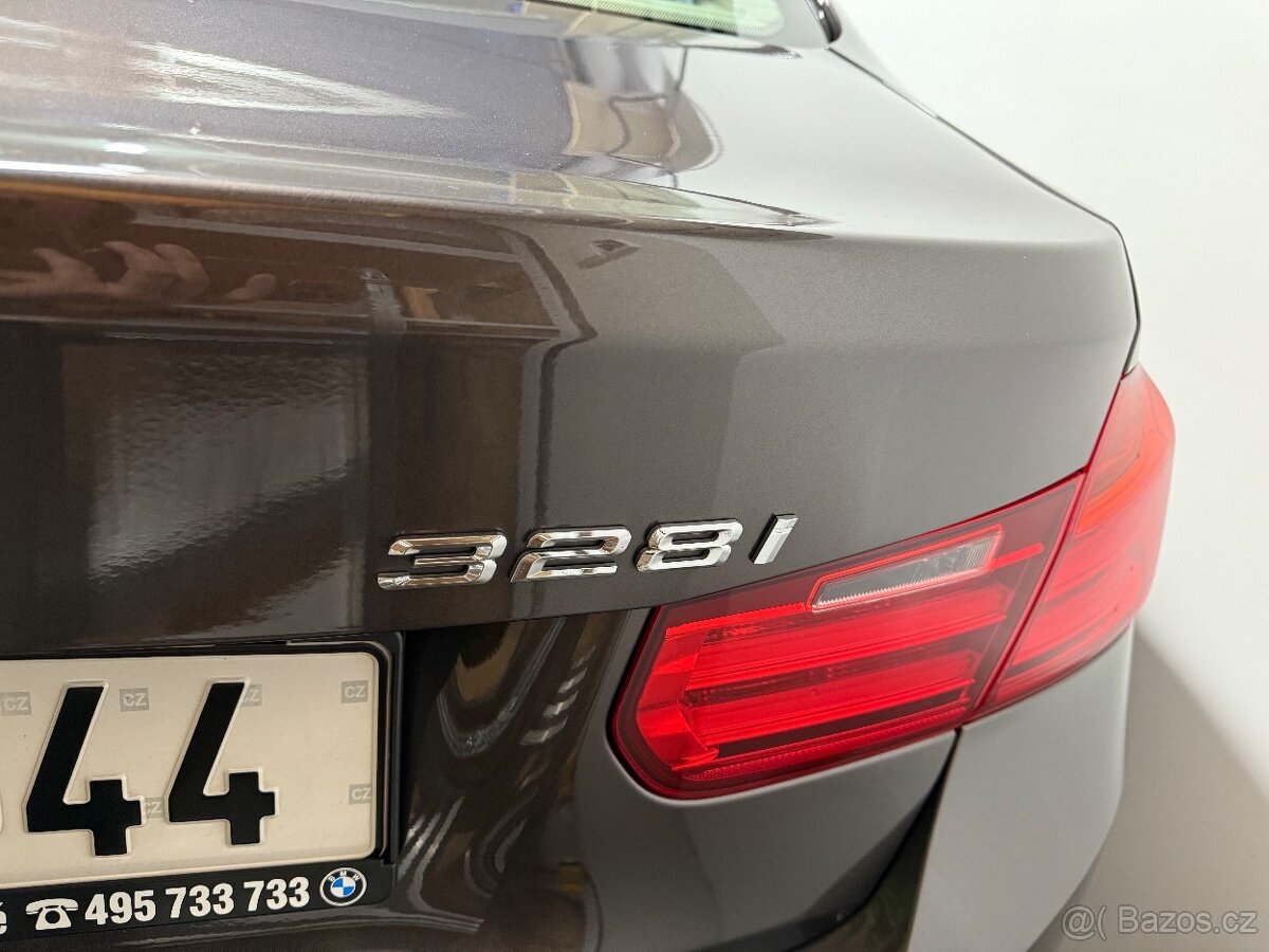 BMW 328i , 180 KW Původ ČR. - 3