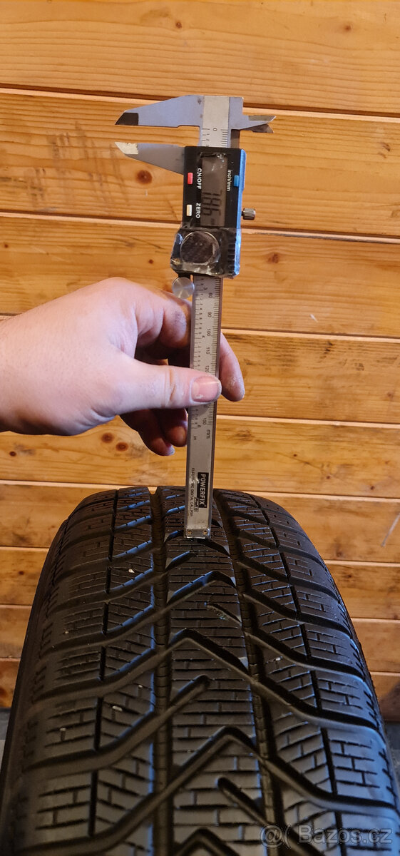 185/60/15 Pirelli - zimní - pošlu poštou 558. - 3