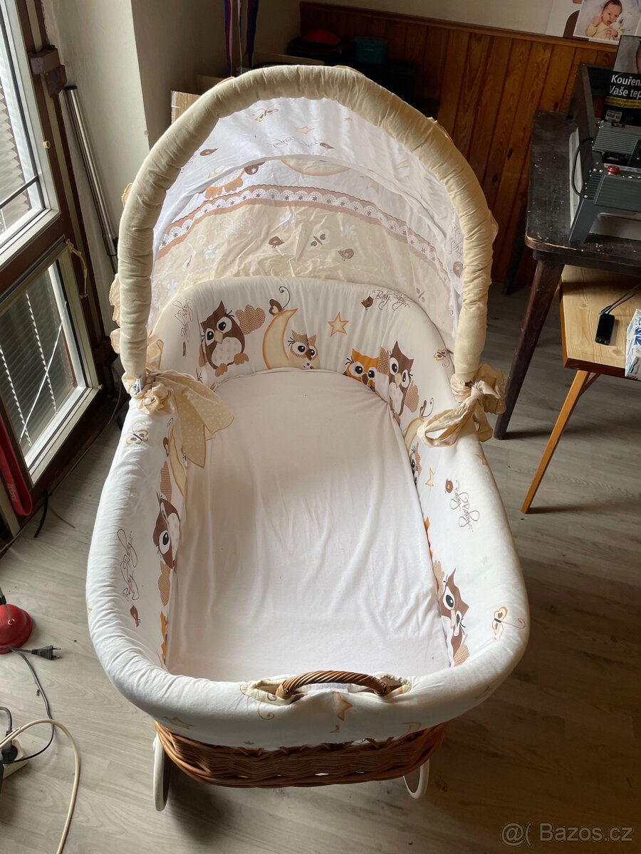 Dětská postýlka na kolech - 3