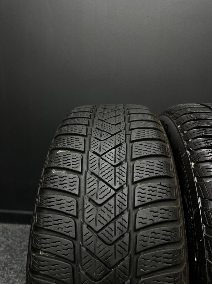Sada pneu Pirelli 205/60/16 96H - 3