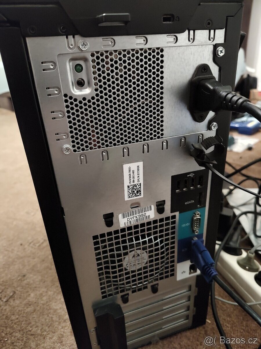 Server Dell PowerErge T110 II (Xeon ) - 3
