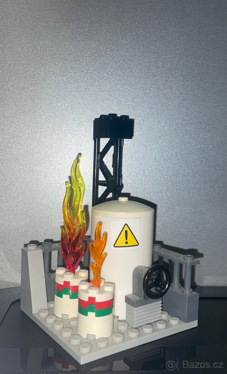 Lego CITY 60010 Fire Helicopter - 3