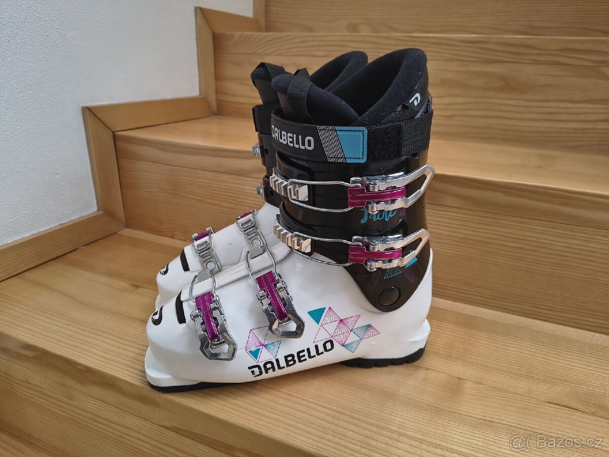 Prodám juniorské/dětské přeskáče/lyžáky Dalbello 24,5 - 3