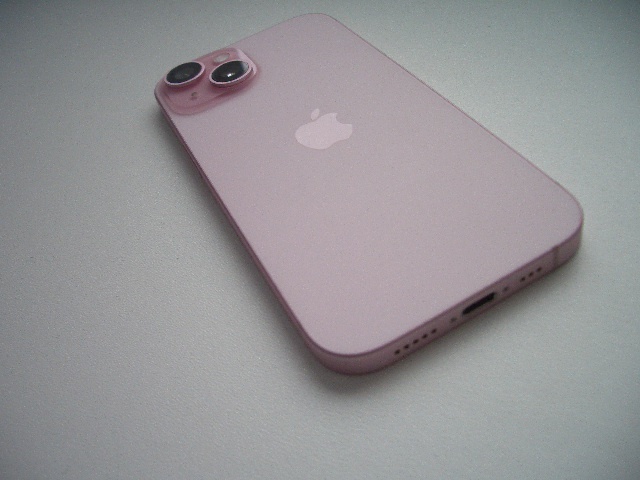APPLE IPHONE 15 256GB PINK - 3