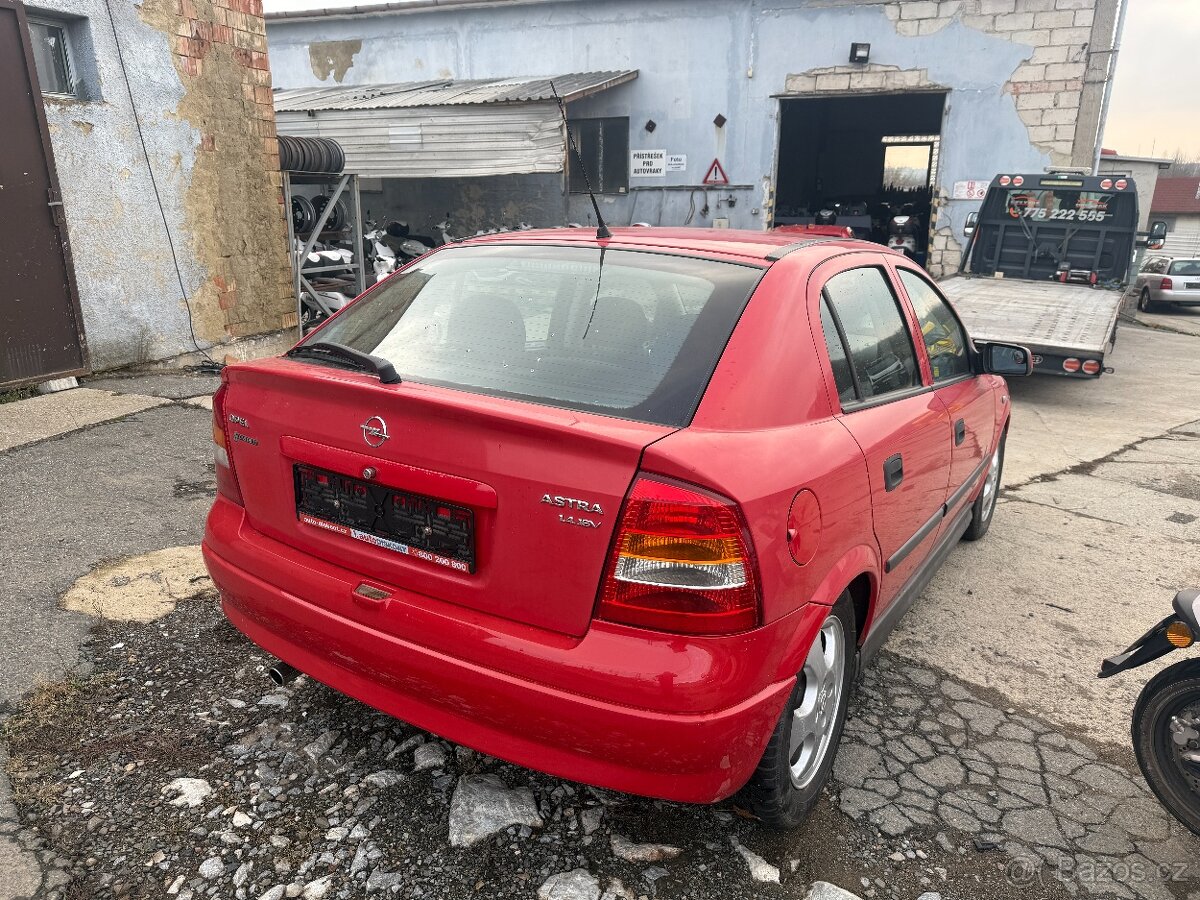 Náhradní díly - Opel Astra 1.4i 66kW r.v. 2001 - 3