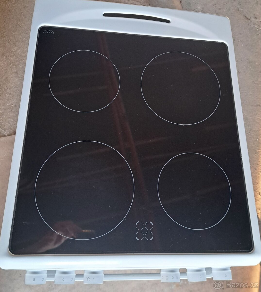 Sklokeramický sporák Amica. - 3