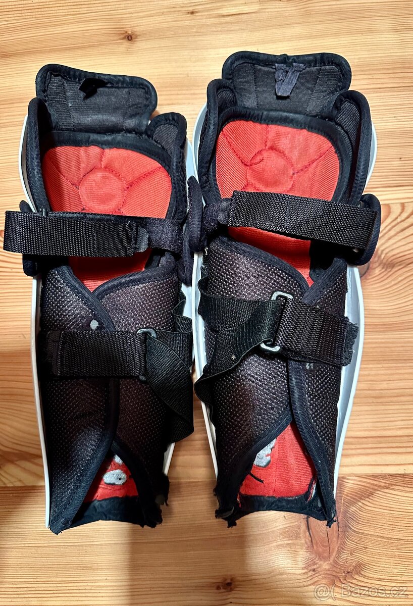 JUNIOR - Hokejové holeně + šortky/suspenzor - 3