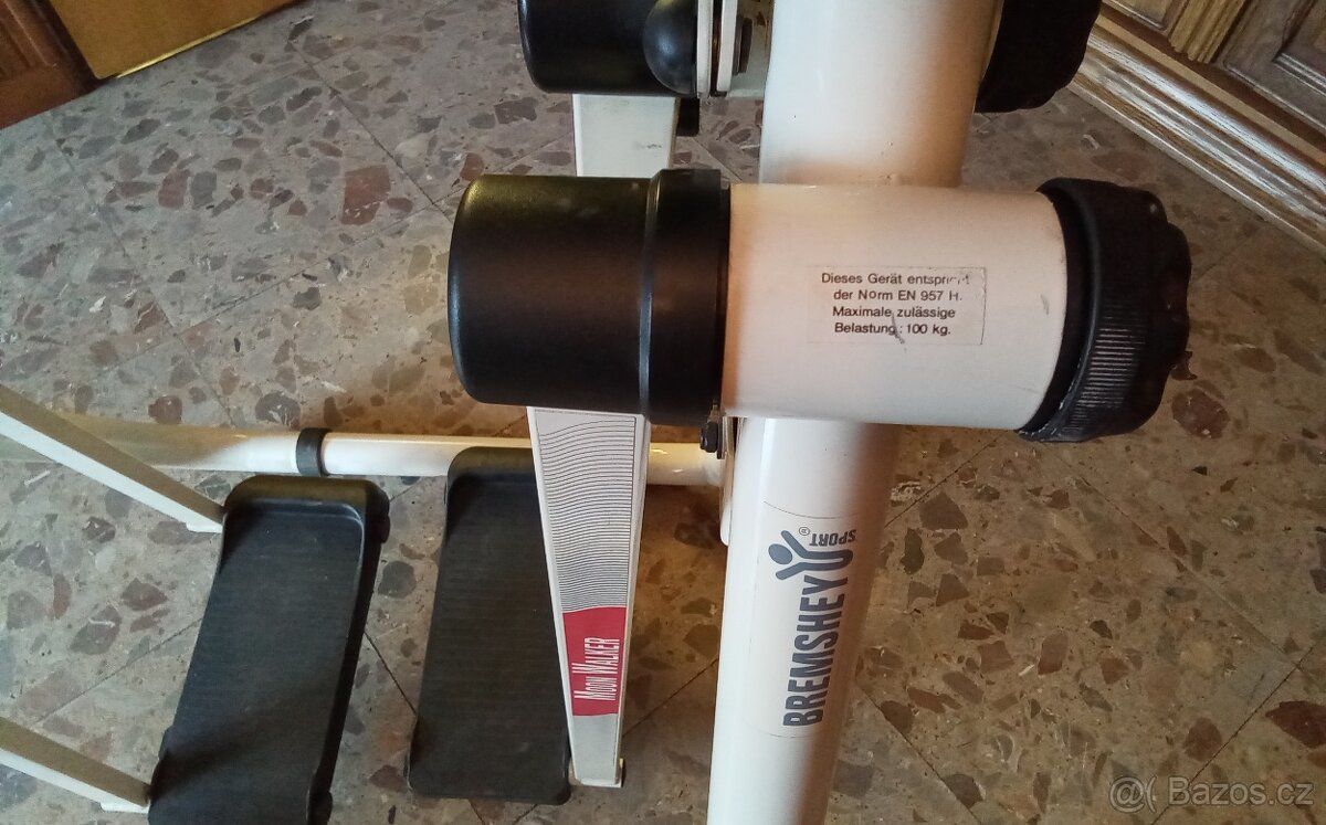 POSILOVACÍ STROJ MOON WALKER - 3