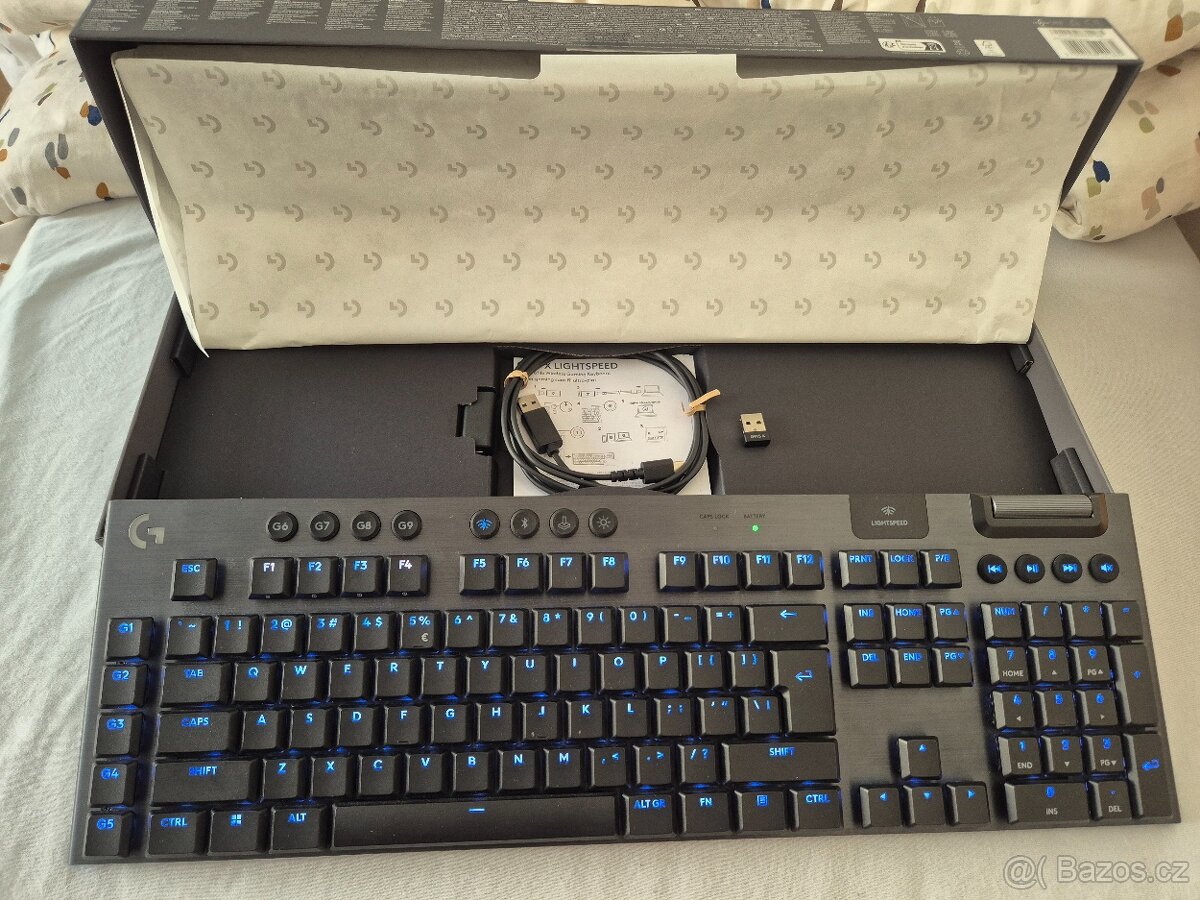 Logitech G915 X LIGHTSPEED Linear herní klávesnice US černá - 3
