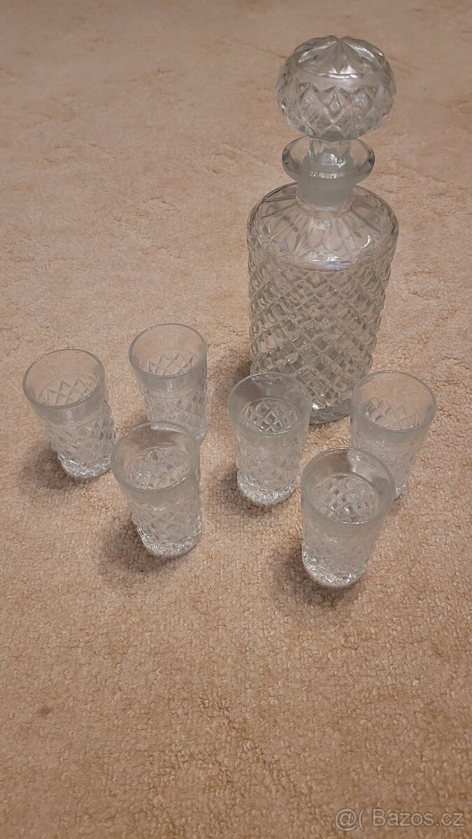 Karafa se 6 skenicemi - 3